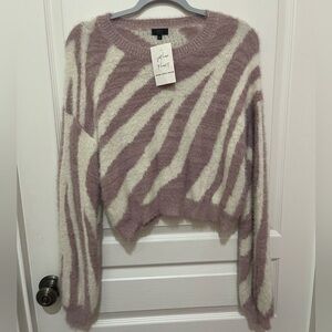 Women’s printed sweater